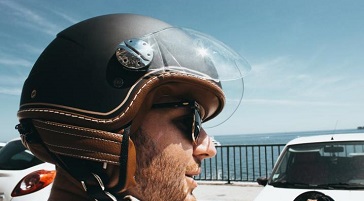 藍光三維掃描儀用于頭盔三維掃描逆向設計