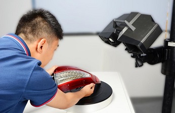 XTOM藍(lán)光三維掃描儀用于汽車(chē)車(chē)燈注塑件尺寸檢測(cè)