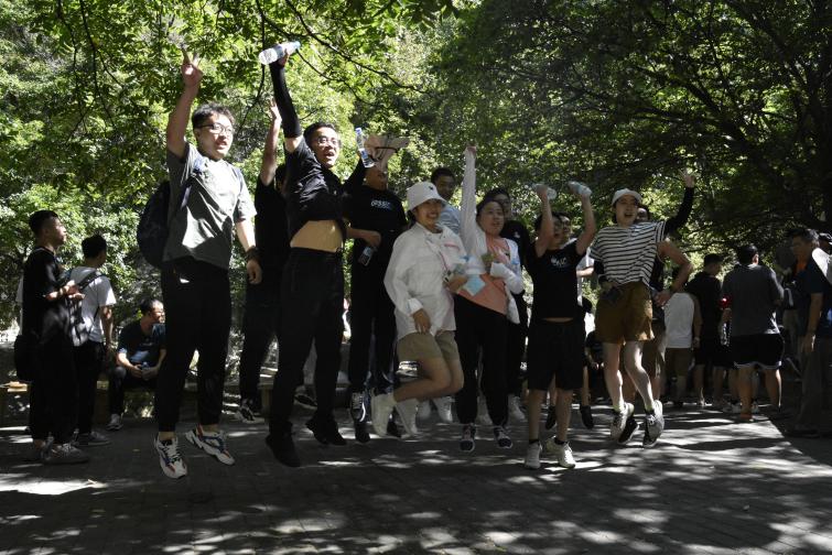 心中有愛一起經(jīng)歷,眼里有光攜手開拓 ——記新拓2022年中總結(jié)和團(tuán)建活動(dòng).jpg 心中有愛一起經(jīng)歷,眼里有光攜手開拓 ——記新拓2022年中總結(jié)和團(tuán)建活動(dòng).jpg