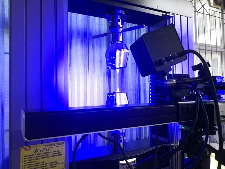 數(shù)字圖像相關(guān)法DIC用于橡膠材料拉伸力學(xué)測試.jpg 數(shù)字圖像相關(guān)法DIC用于橡膠材料拉伸力學(xué)測試.jpg