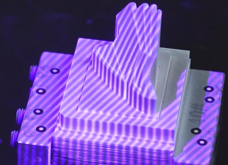 高精度藍光三維掃描儀用于模具電極3D尺寸偏差檢測.jpg 高精度藍光三維掃描儀用于模具電極3D尺寸偏差檢測.jpg