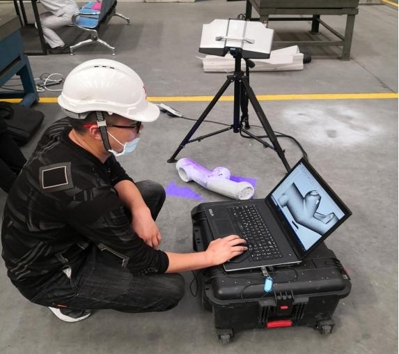 XTOM高精度藍光3D掃描儀用于異形件三維尺寸檢測.jpg XTOM高精度藍光3D掃描儀用于異形件三維尺寸檢測.jpg