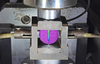 DIC技術用于混凝土/巖石試樣力學性能測試